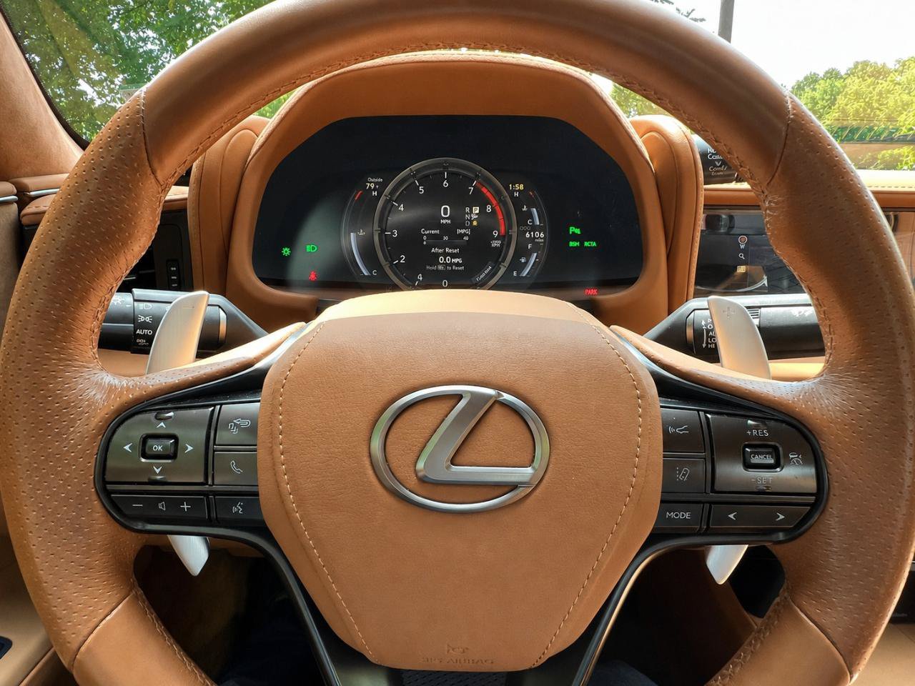 Used 2021 Lexus LC 500 Coupe w/ Performance Package RWD image 36