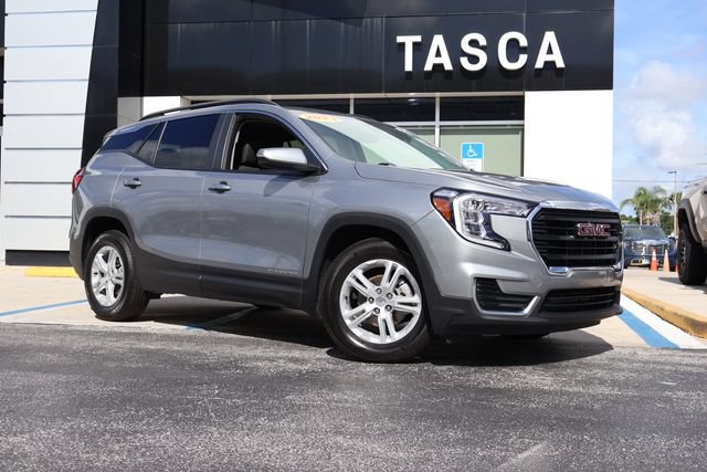 Used 2023 GMC Terrain SLE w/ Driver Convenience Package FWD video 1