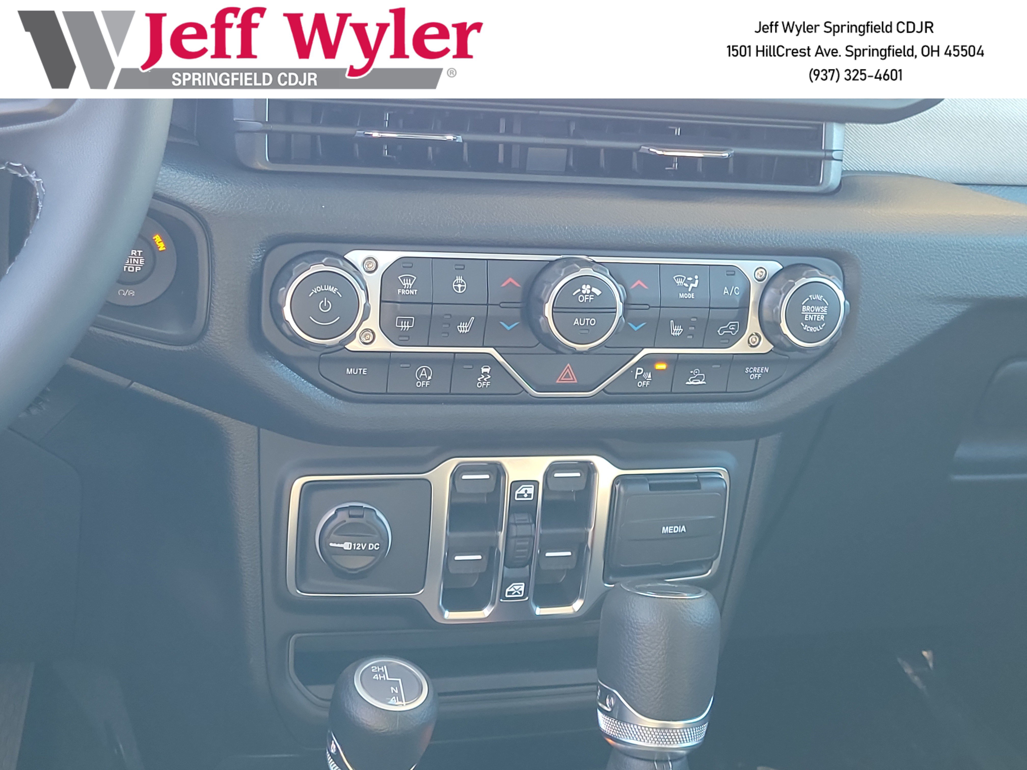 New 2026 Jeep Gladiator Sport AWD/4WD image 12