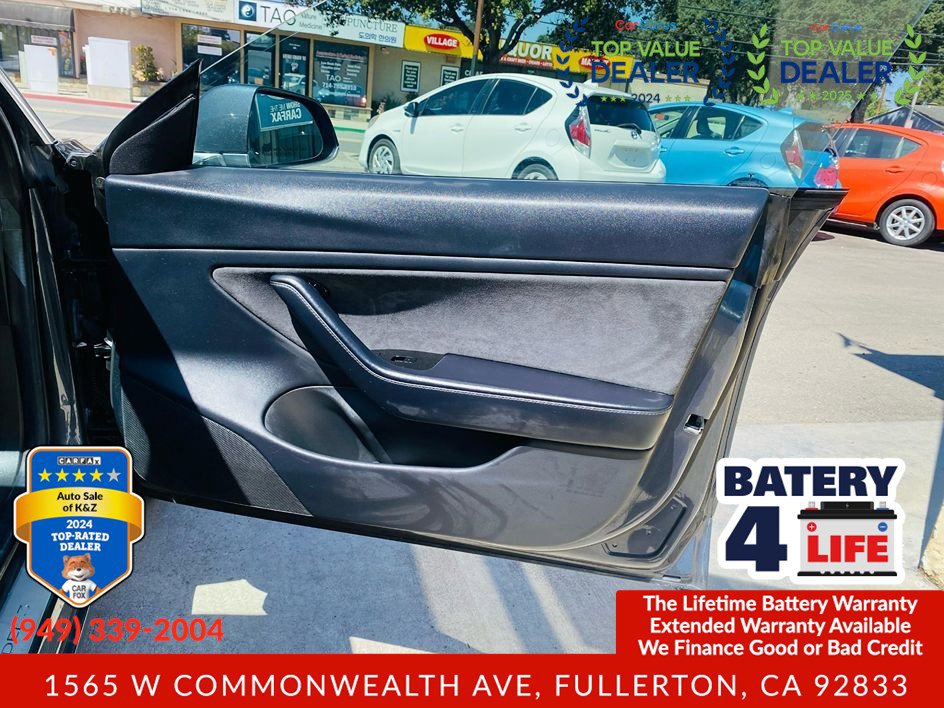 Used 2018 Tesla Model 3 Long Range AWD/4WD image 27