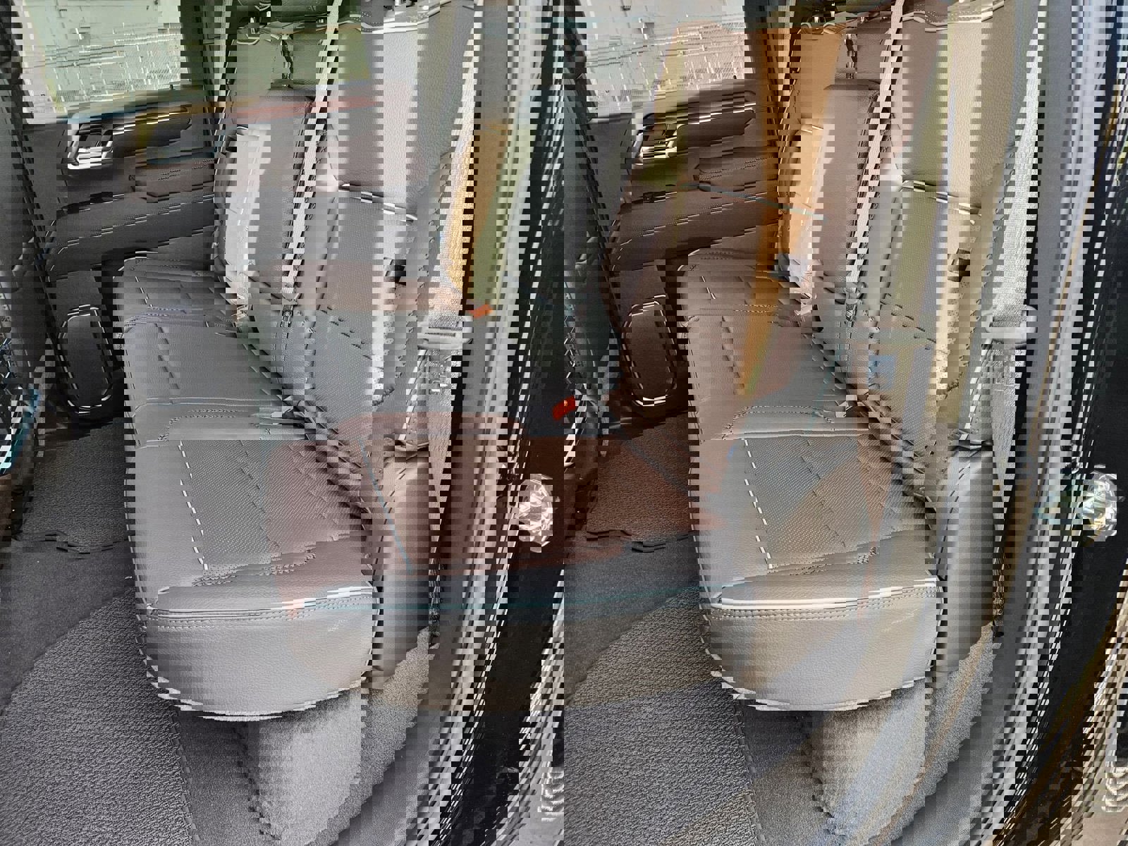 New 2026 GMC Sierra 2500 Denali w/ Denali Reserve Package image 28