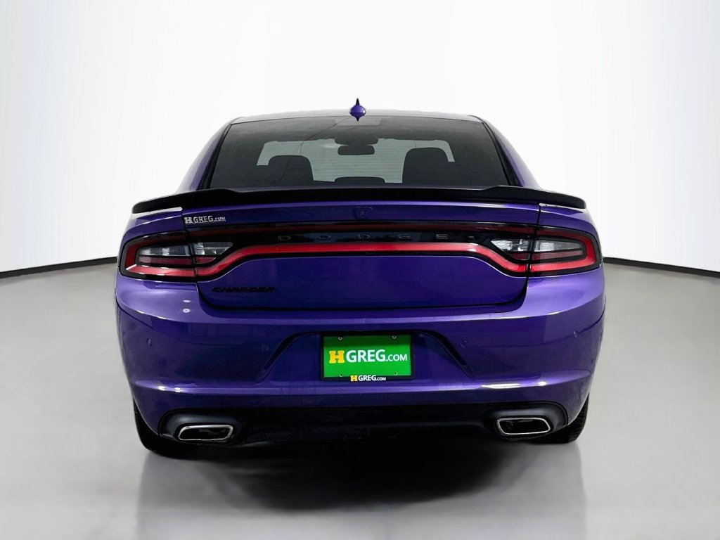 Used 2023 Dodge Charger SXT w/ Blacktop Package RWD image 8