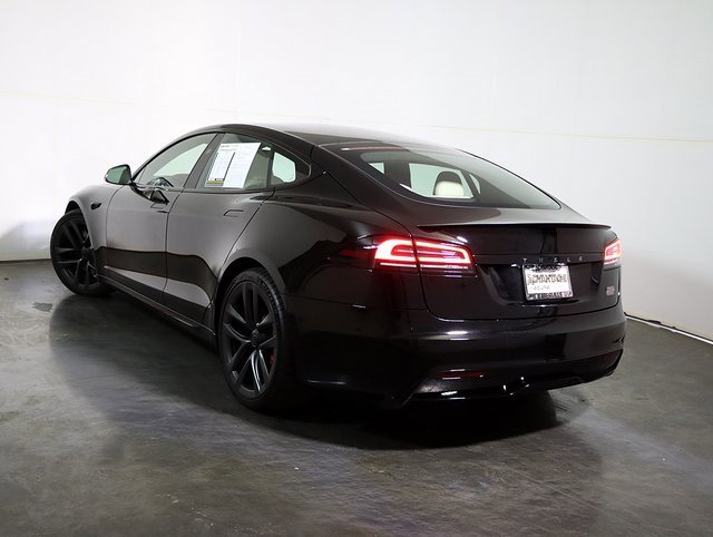 Used 2023 Tesla Model S Plaid image 2