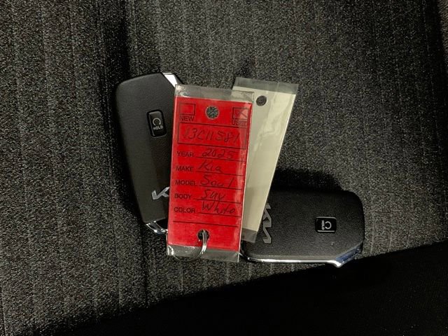 Used 2025 Kia Soul EX FWD image 44