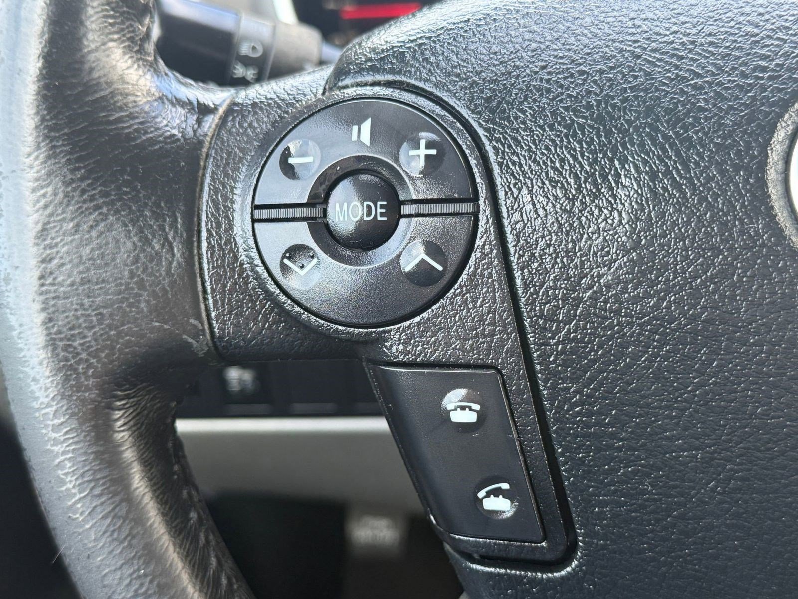 Used 2012 Toyota Tundra Limited image 17