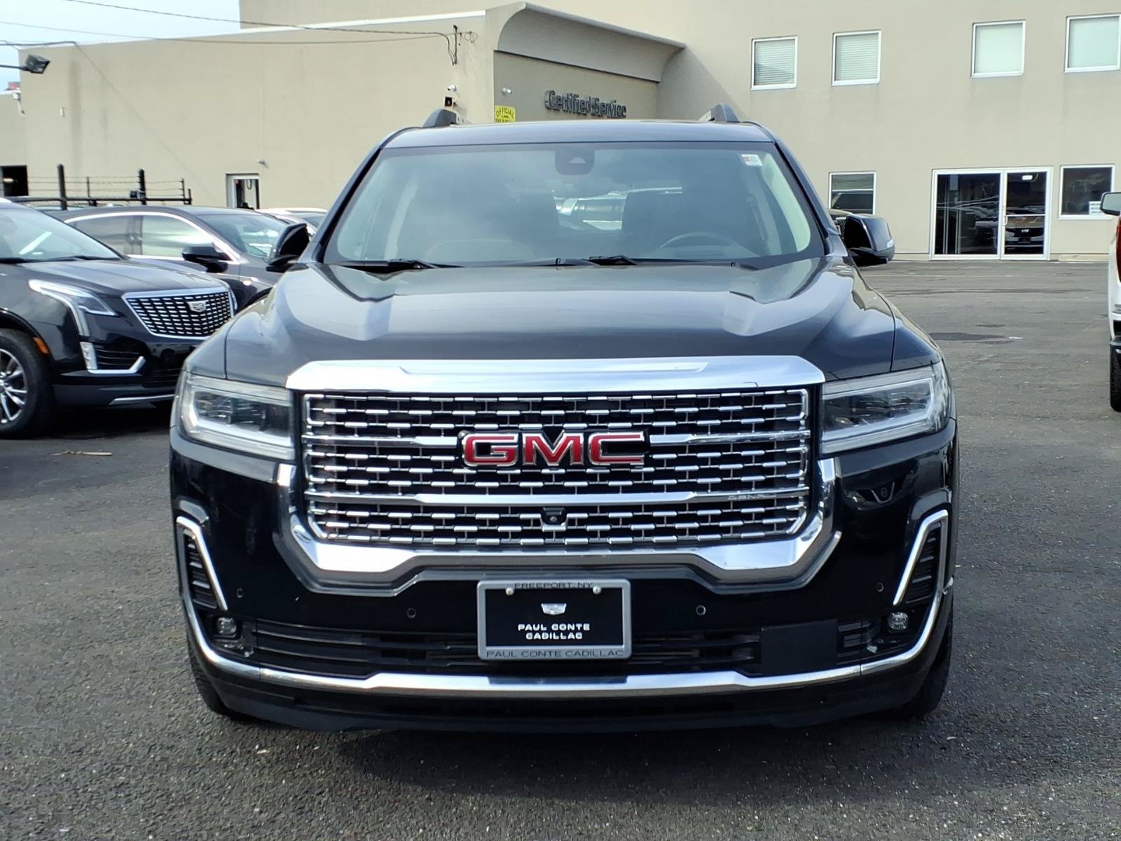 Used 2023 GMC Acadia Denali w/ Denali Ultimate Package AWD/4WD image 2