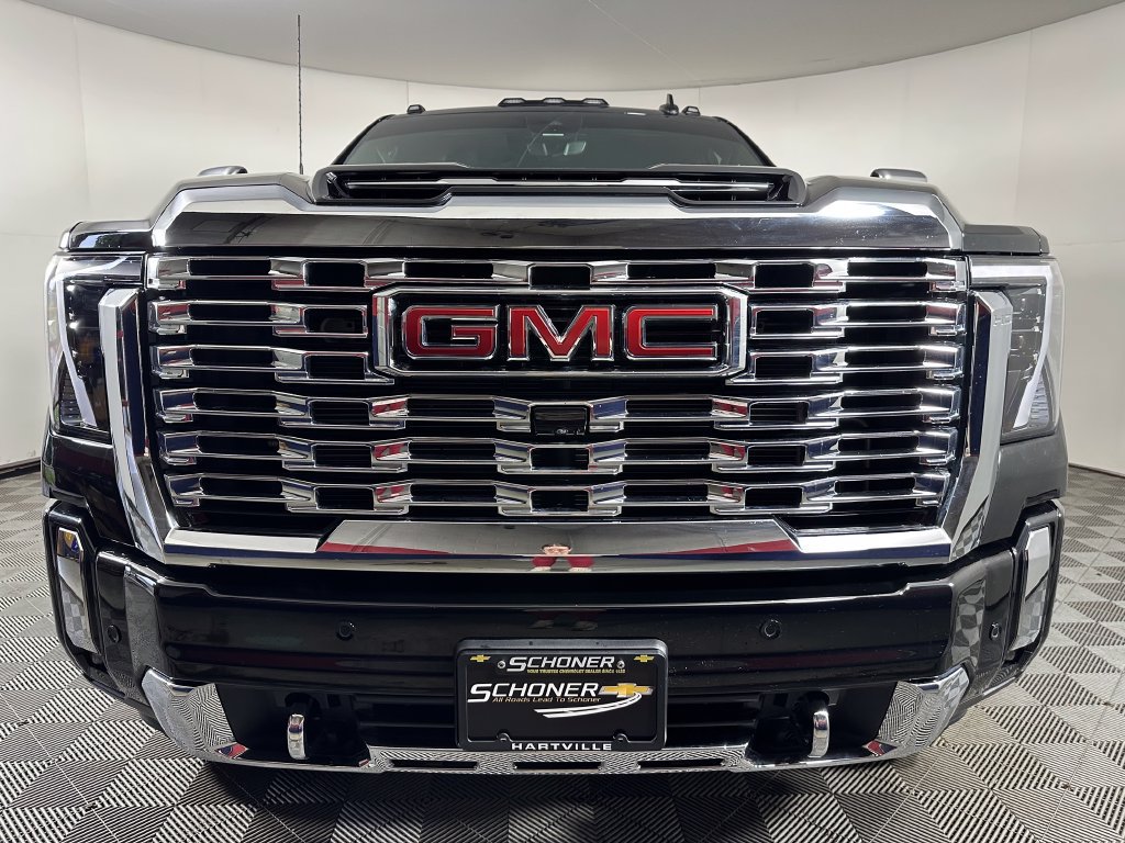 Used 2026 GMC Sierra 2500 Denali w/ Denali Reserve Package AWD/4WD image 8