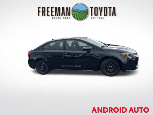Used 2023 Toyota Corolla LE FWD image 4