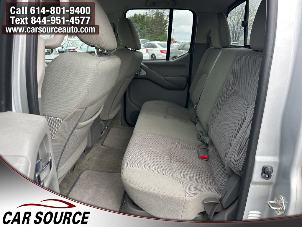 Used 2018 Nissan Frontier SV image 14