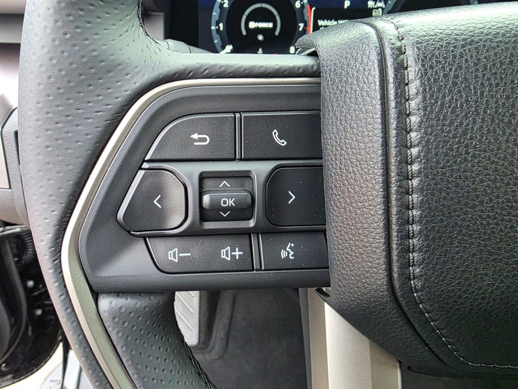 Used 2025 Toyota 4Runner TRD Off-Road image 16