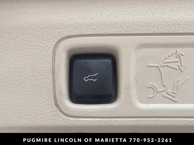 Used 2021 Lincoln Navigator Reserve w/ Luxury Package AWD/4WD image 19