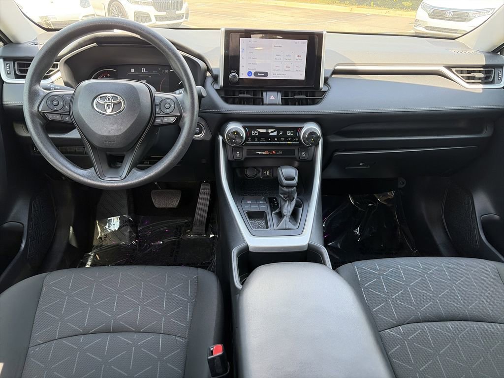 Used 2024 Toyota RAV4 XLE w/ Convenience Package FWD image 33