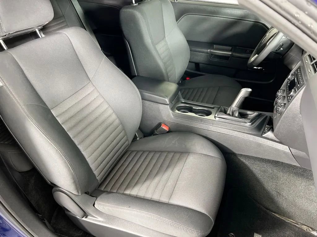 Used 2013 Dodge Challenger R/T image 25