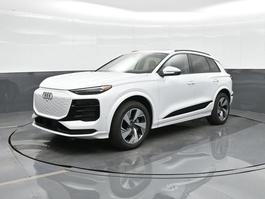 New 2025 Audi Q6 e-tron Premium Plus AWD/4WD image 3