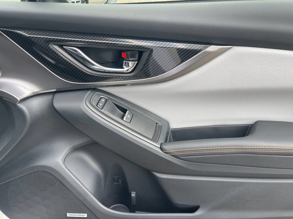 Used 2019 Subaru Crosstrek 2.0i Limited w/ Moonroof Package w/Navigation AWD/4WD image 33