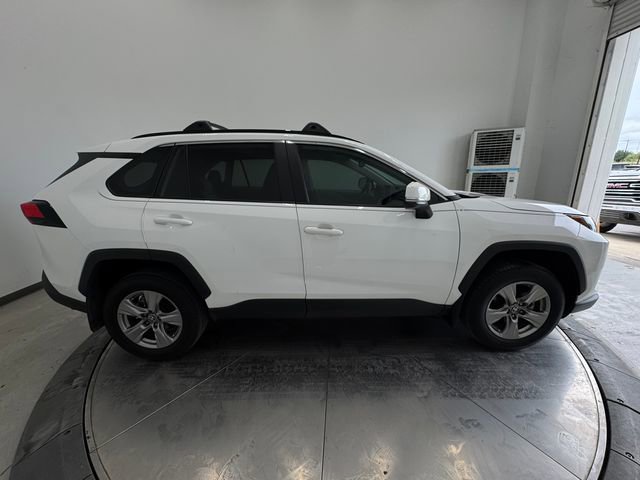 Used 2025 Toyota RAV4 XLE w/ Convenience Package FWD image 14