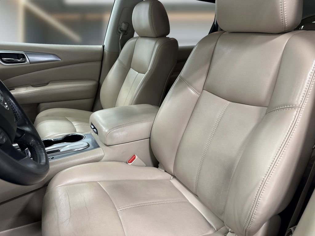 Used 2017 Nissan Pathfinder SL w/ SL Tech Package FWD image 13