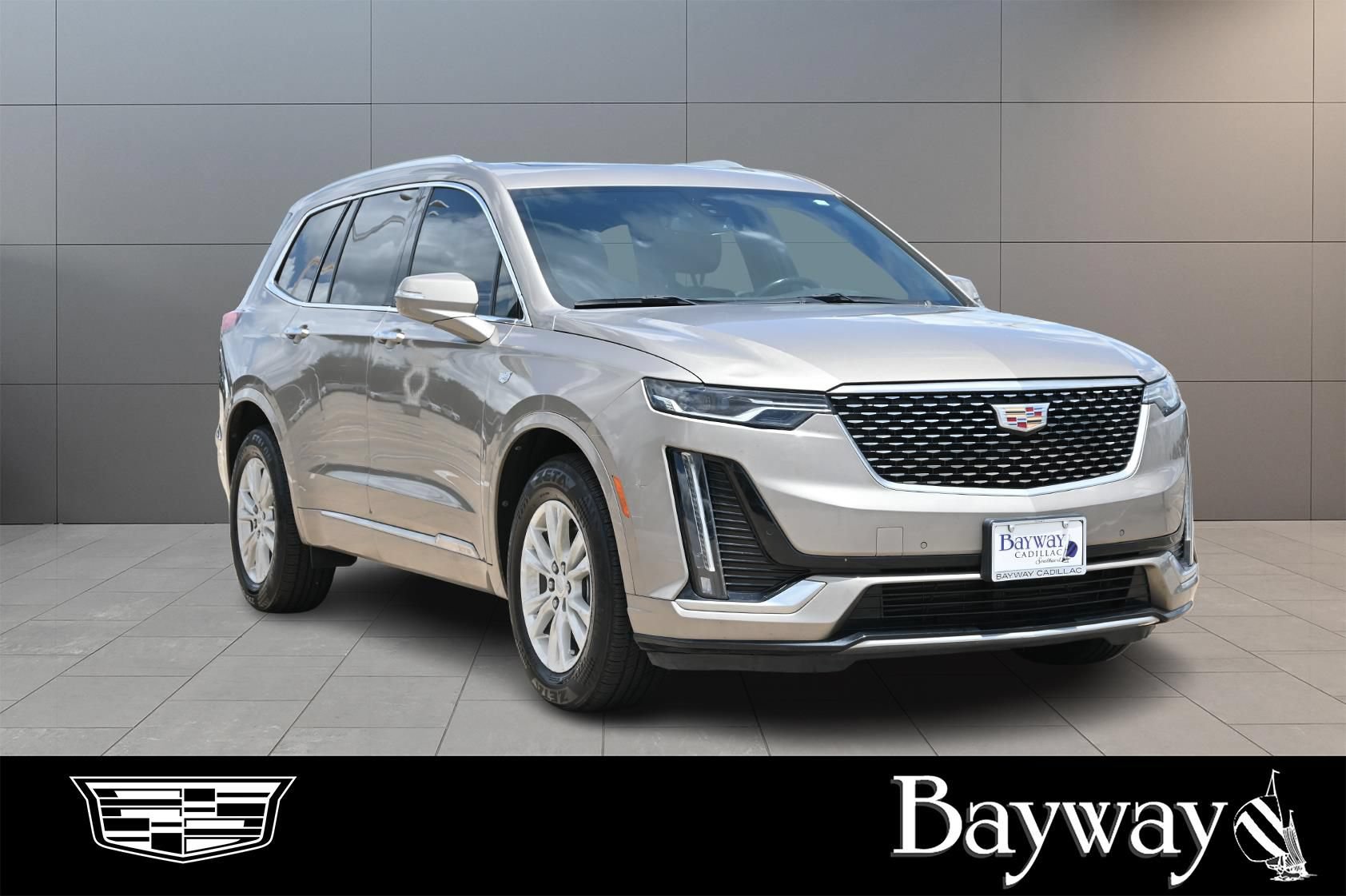 Used 2022 Cadillac XT6 Luxury FWD image 4