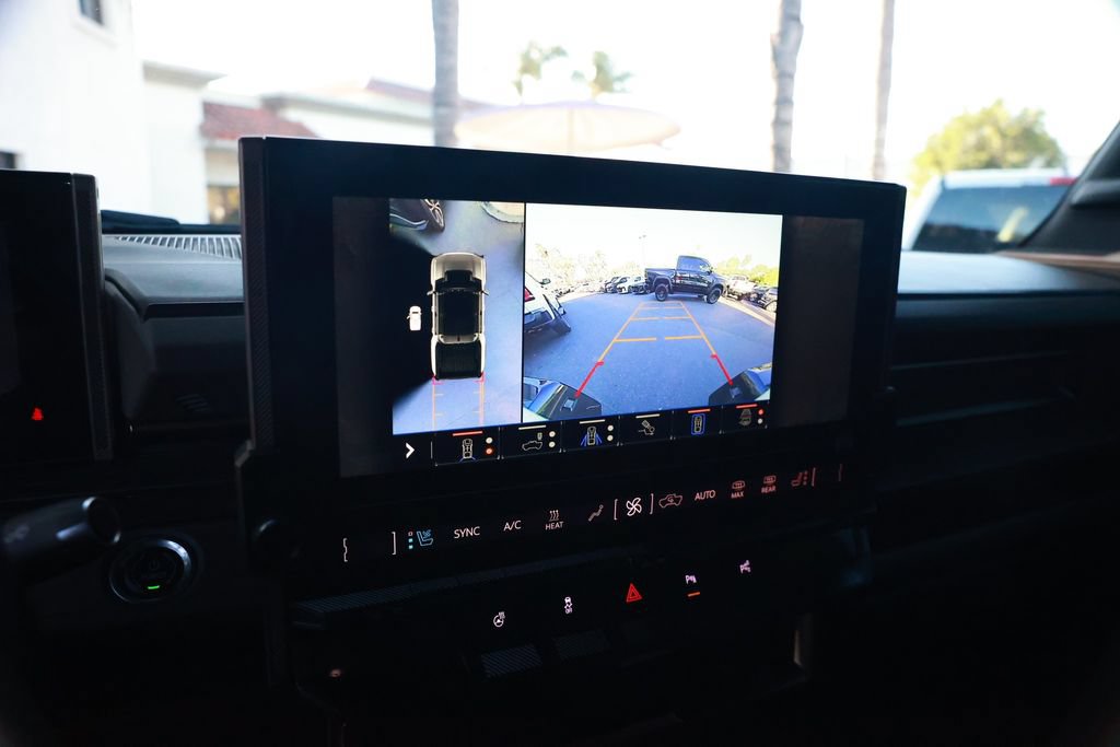 Used 2025 GMC Hummer EV 2X AWD/4WD image 25