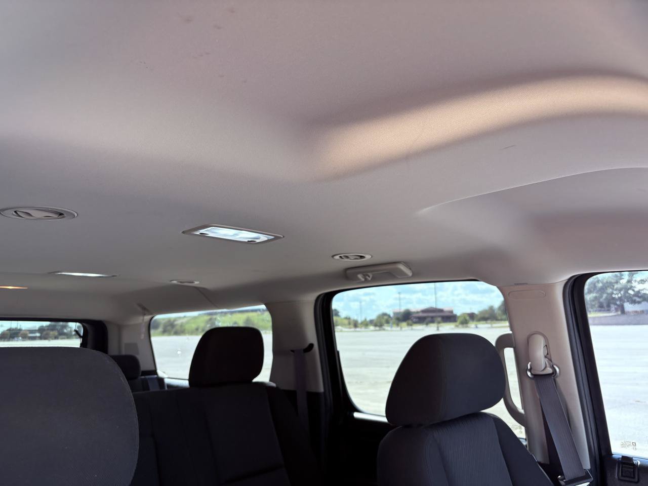 Used 2011 Chevrolet Suburban LS RWD image 26