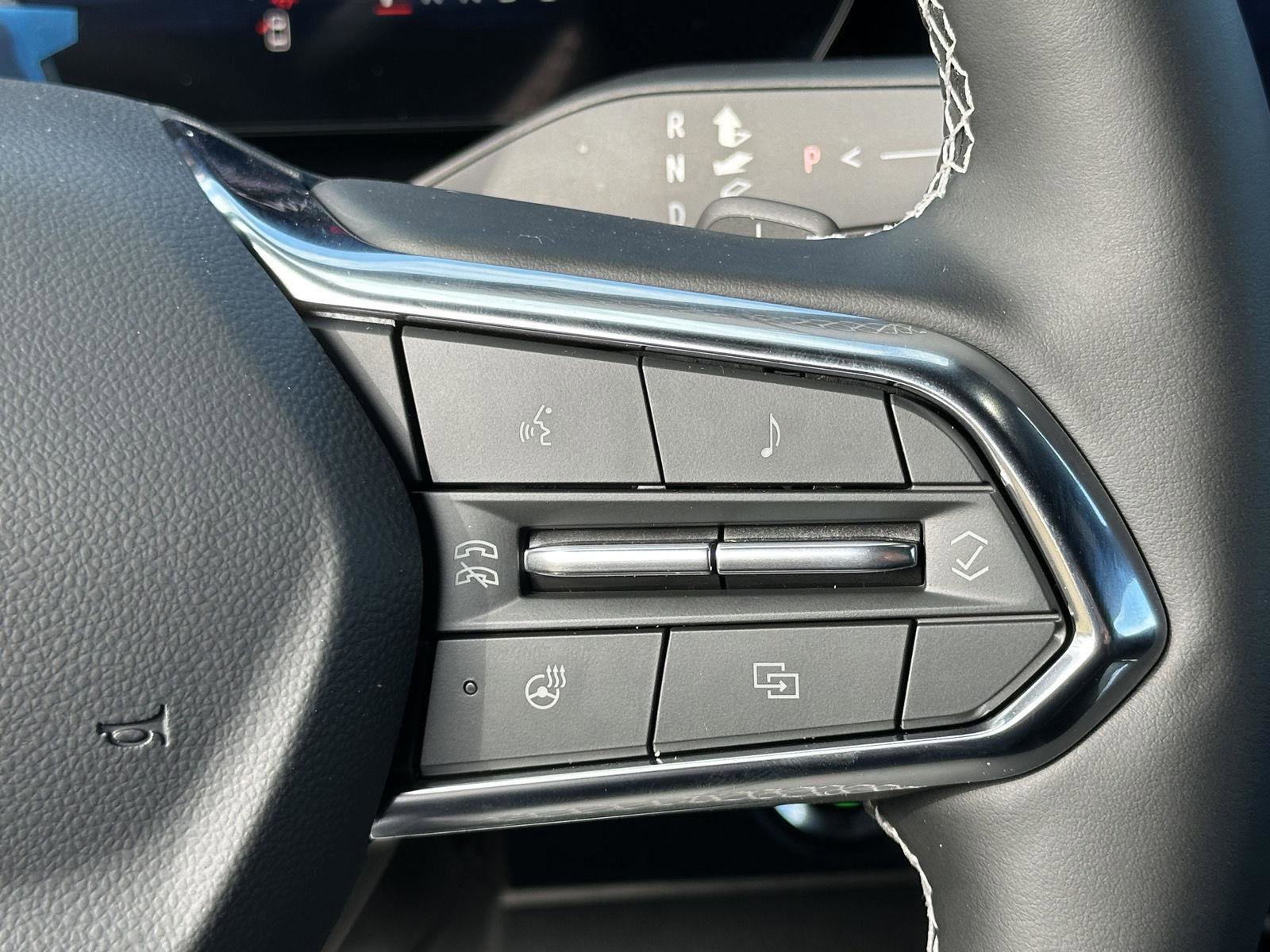 New 2026 Chevrolet Traverse High Country image 11