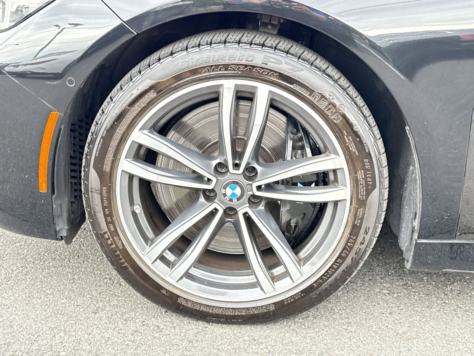 Used 2022 BMW 740i xDrive w/ M Sport Package AWD/4WD image 12