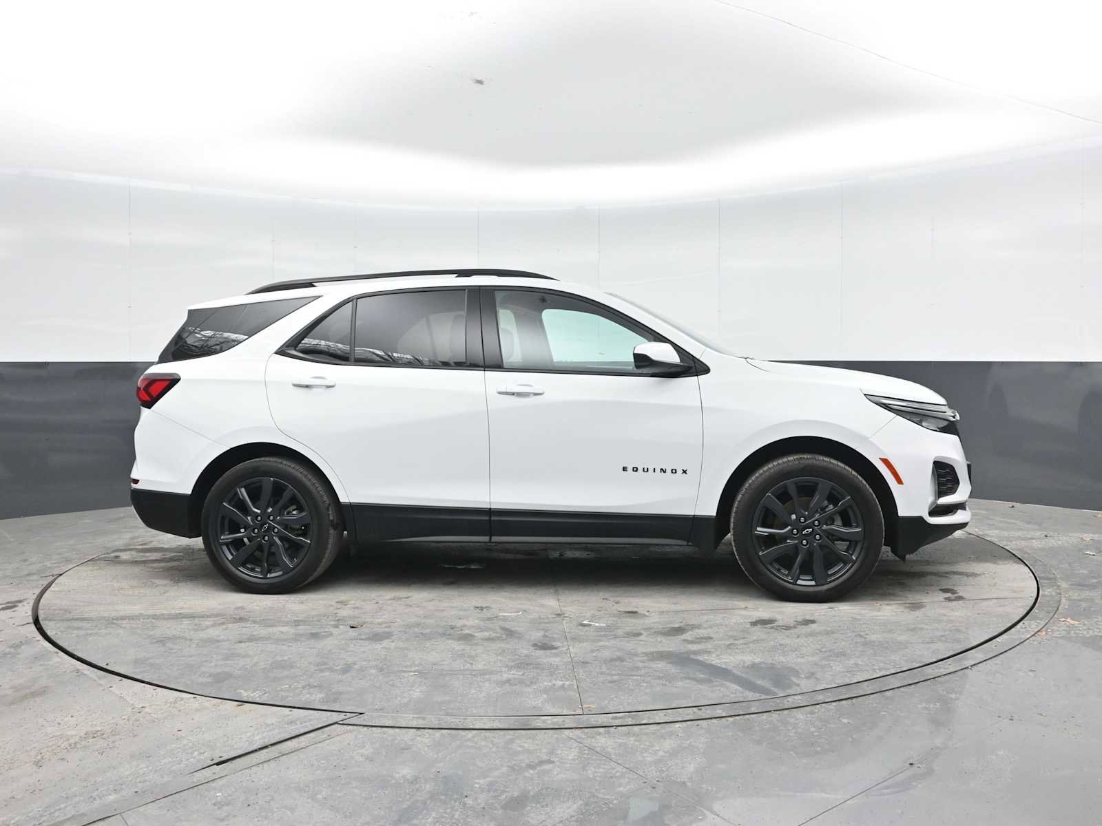 Used 2022 Chevrolet Equinox RS AWD/4WD image 7
