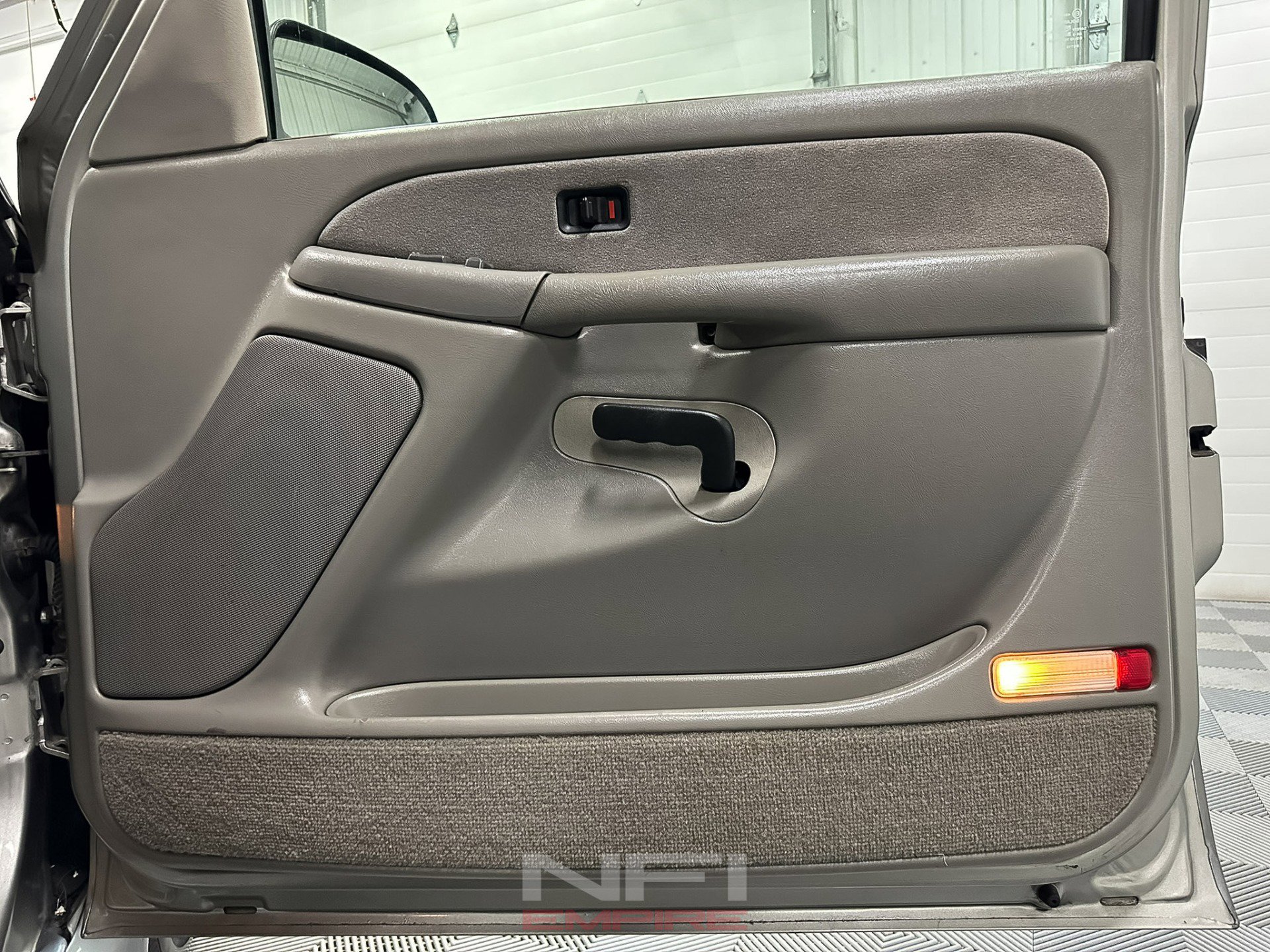 Used 2000 Chevrolet Silverado 1500 LS image 37