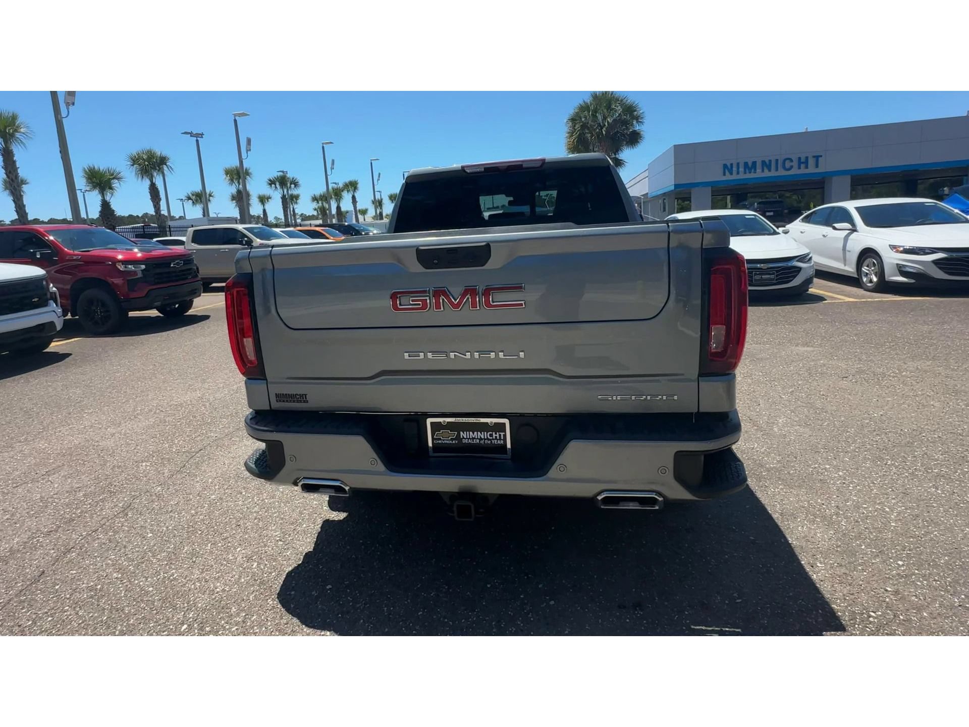 Used 2023 GMC Sierra 1500 Denali AWD/4WD image 3