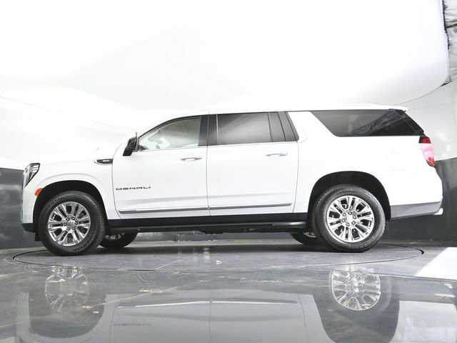 Used 2024 GMC Yukon XL Denali w/ Advanced Technology Package AWD/4WD image 38