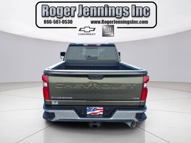 Used 2023 Chevrolet Silverado 2500 LTZ w/ LTZ Convenience Package AWD/4WD image 4