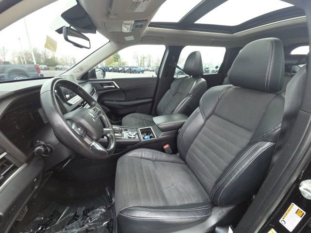 Used 2022 Mitsubishi Outlander SE image 26