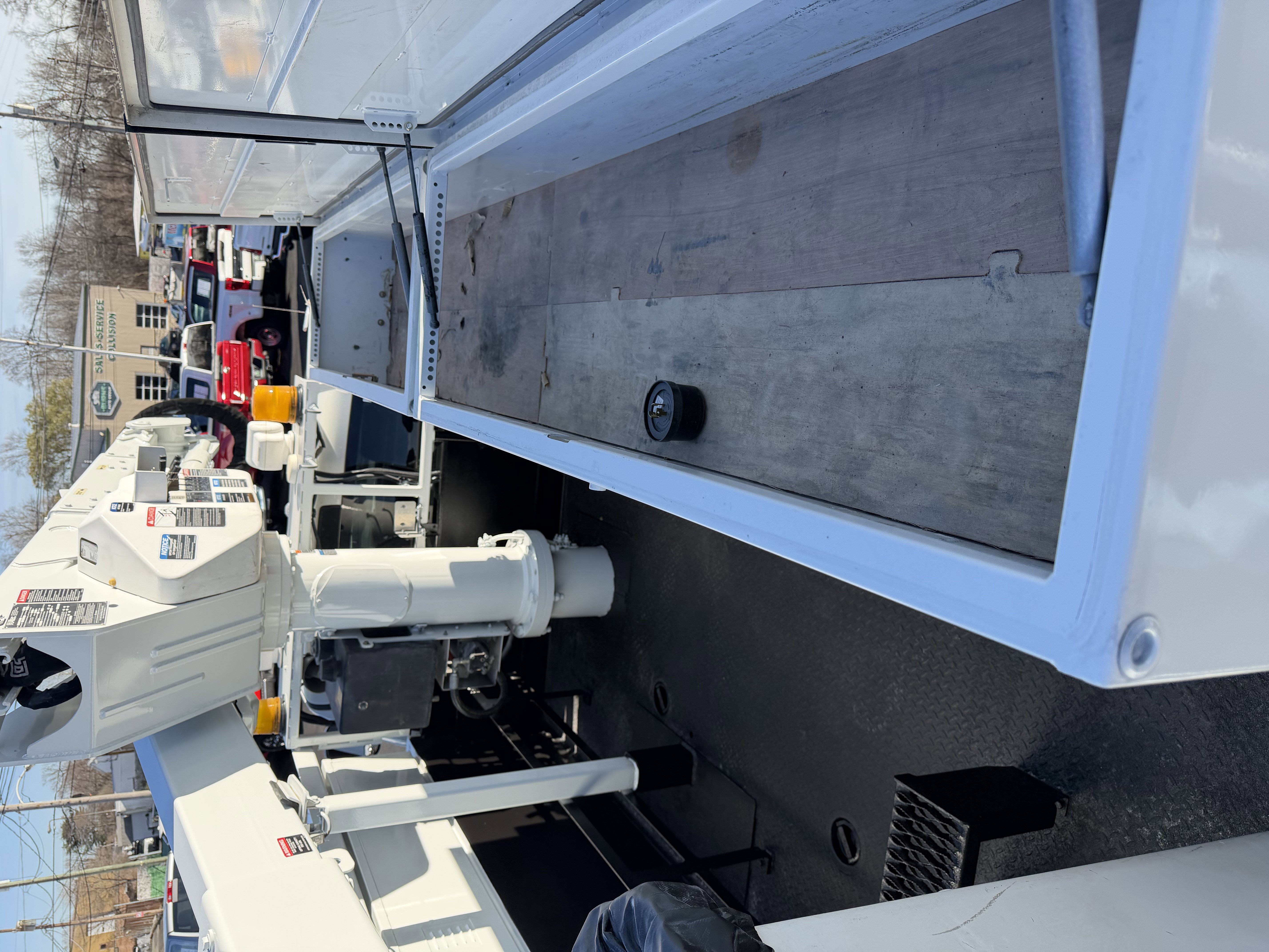 Used 2018 RAM 5500 Tradesman w/ Power & Remote Entry Group image 7