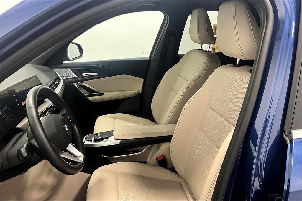 Certified 2025 BMW X1 xDrive28i w/ Technology Package image 25