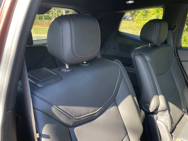 Used 2023 Cadillac XT6 Premium Luxury w/ Technology Package image 33