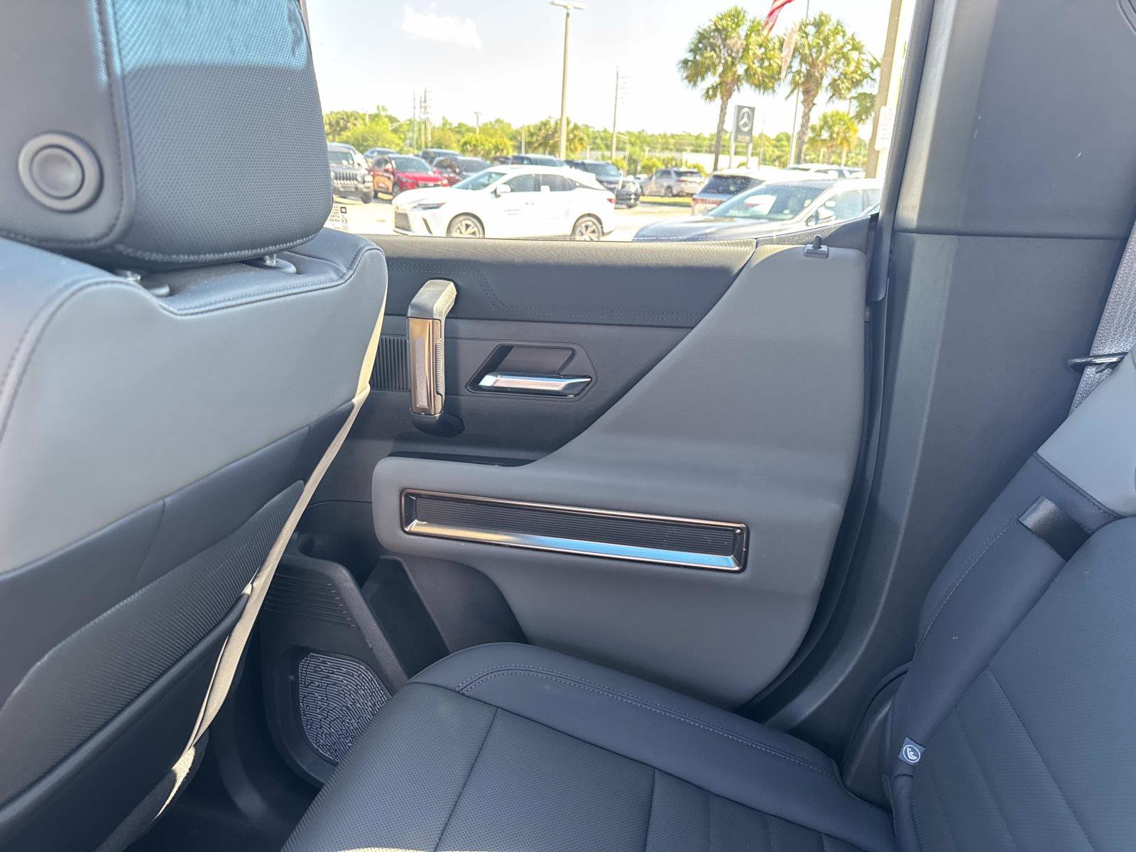 Used 2025 GMC Hummer EV 3X image 14