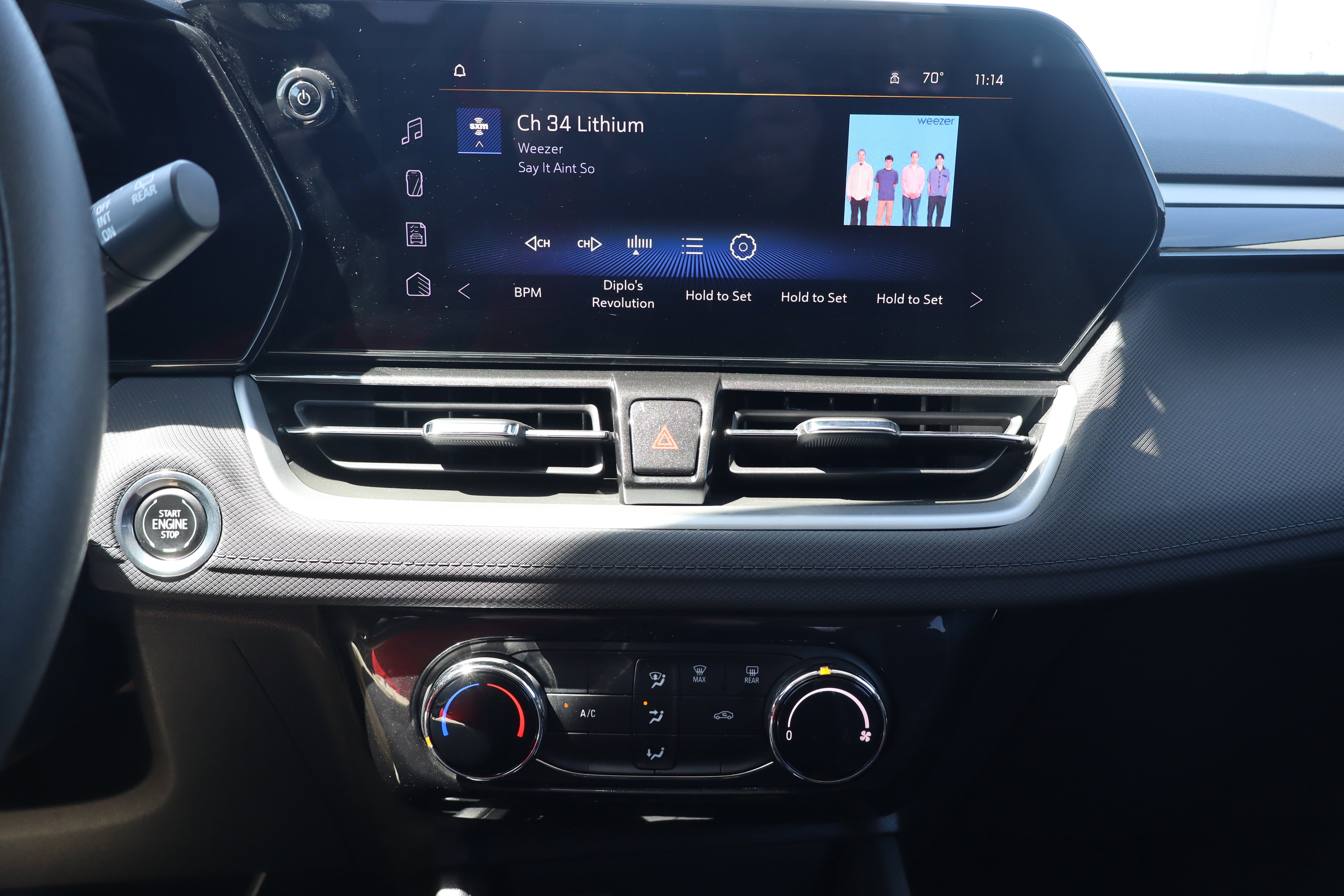 Used 2025 Chevrolet TrailBlazer LT AWD/4WD image 18