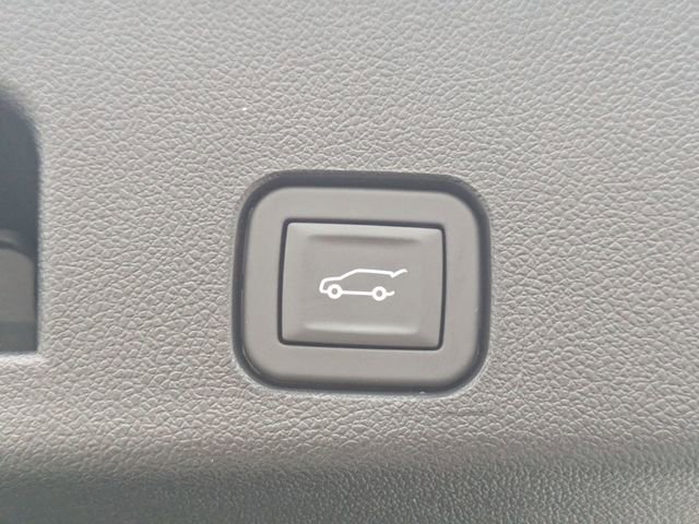 New 2026 Chevrolet Traverse High Country image 34