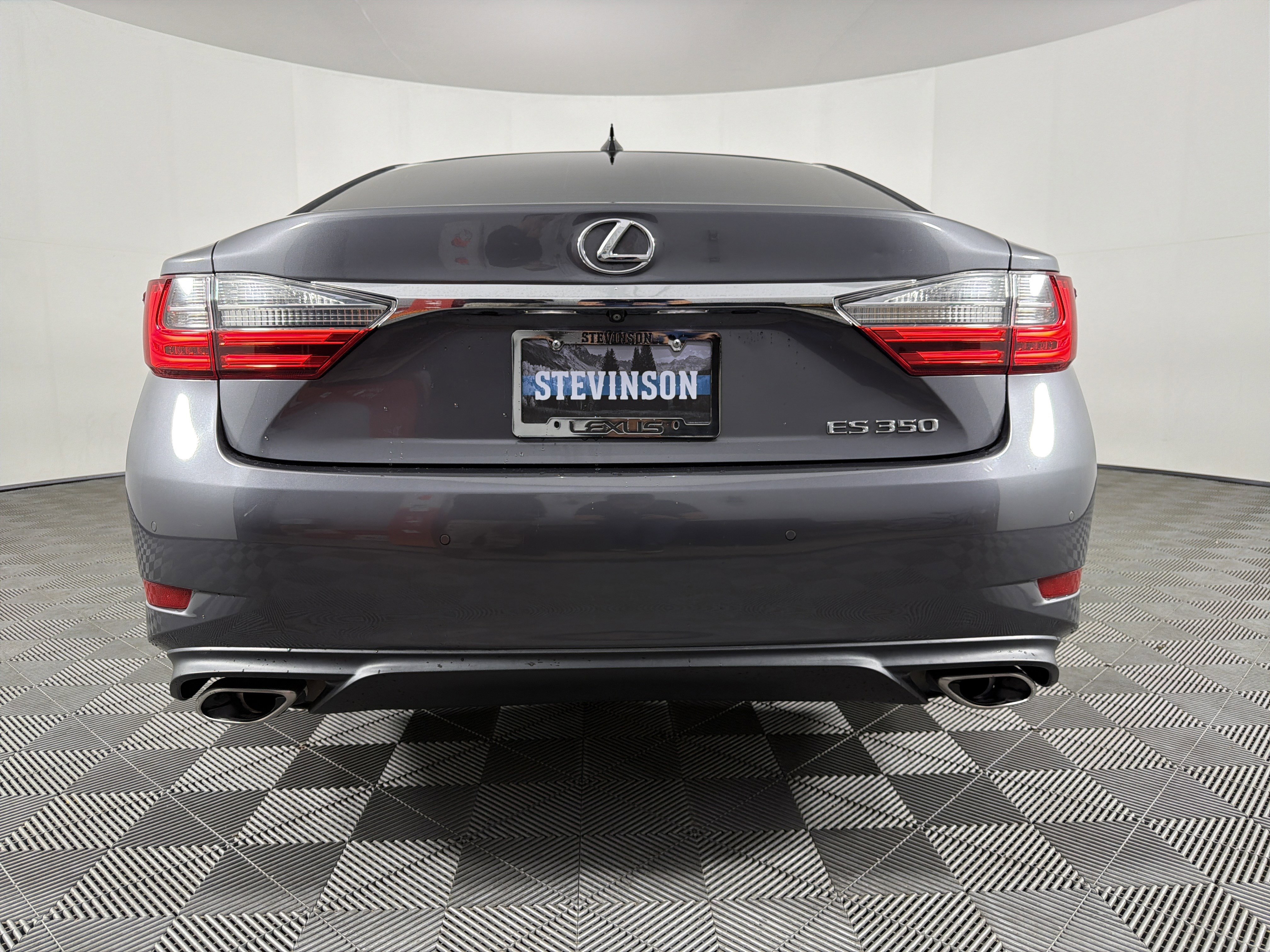 Used 2018 Lexus ES 350 w/ Luxury Package w/Wood Trim image 25