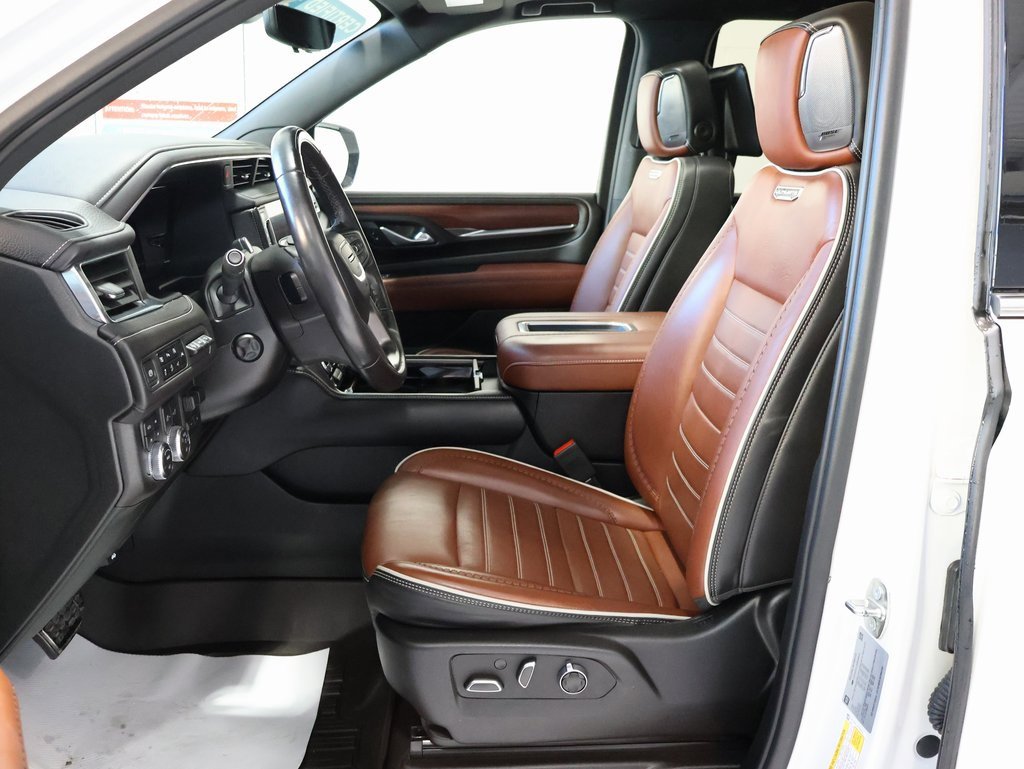 Certified 2023 GMC Yukon Denali Ultimate image 13