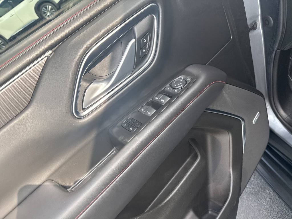 Used 2022 Chevrolet Tahoe RST w/ Luxury Package image 14