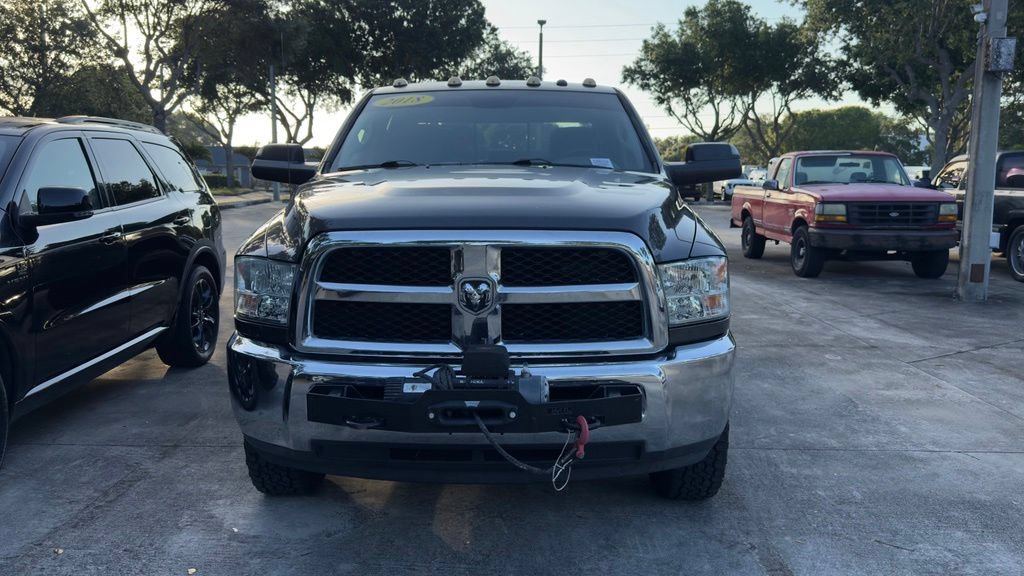 Used 2018 RAM 3500 SLT AWD/4WD image 3