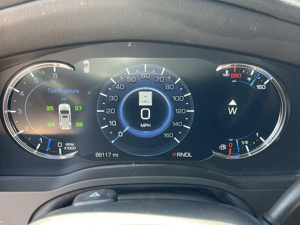 Used 2019 Cadillac Escalade ESV Luxury AWD/4WD image 42