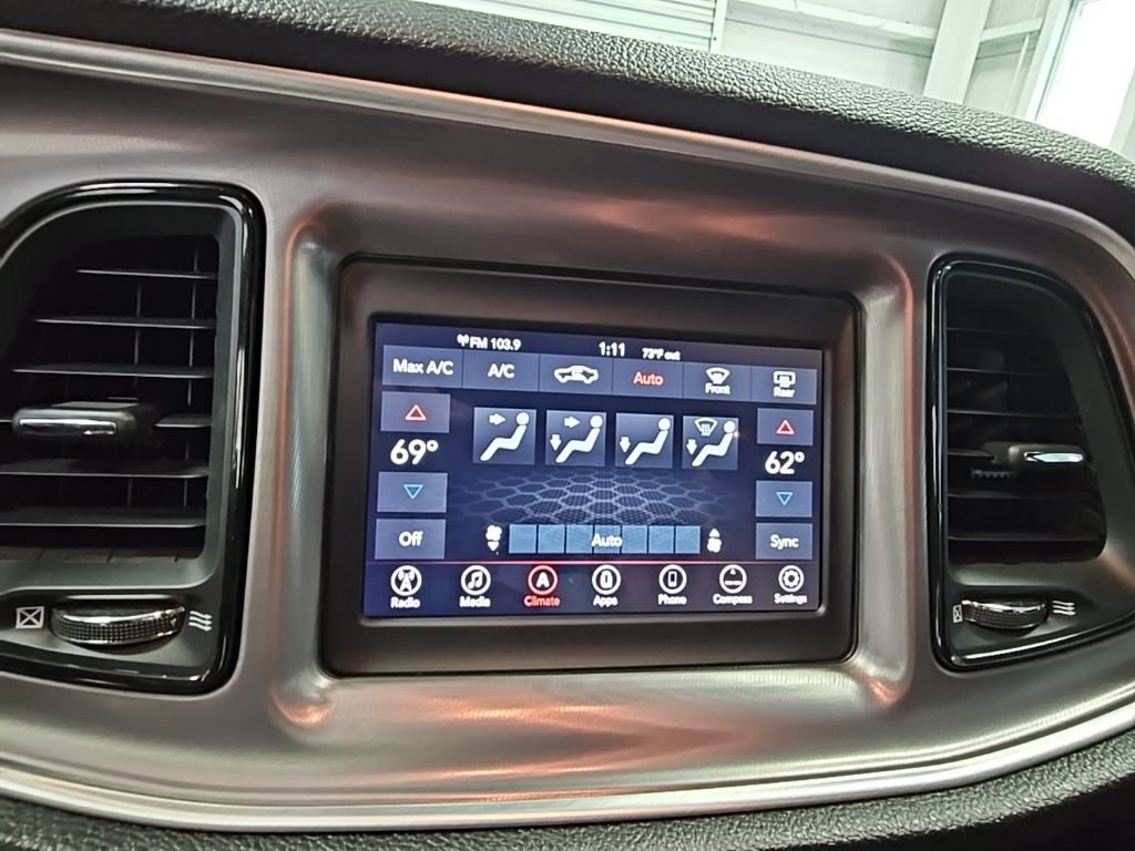 Used 2022 Dodge Challenger R/T image 15