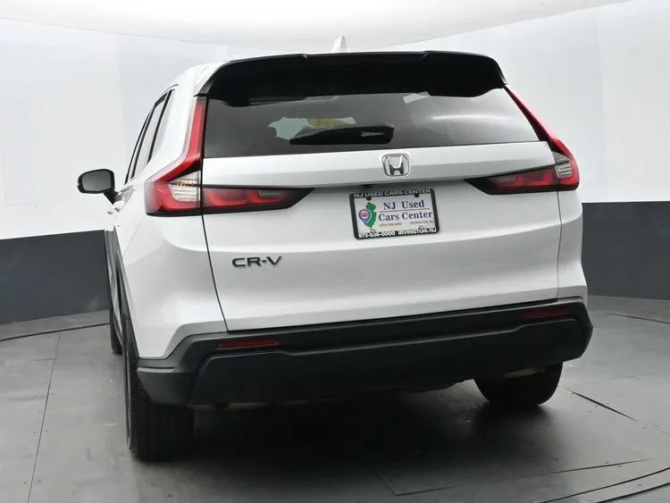 Used 2024 Honda CR-V EX image 8
