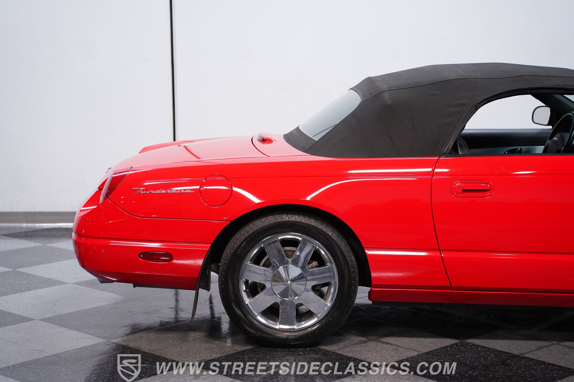 Used 2003 Ford Thunderbird RWD image 23