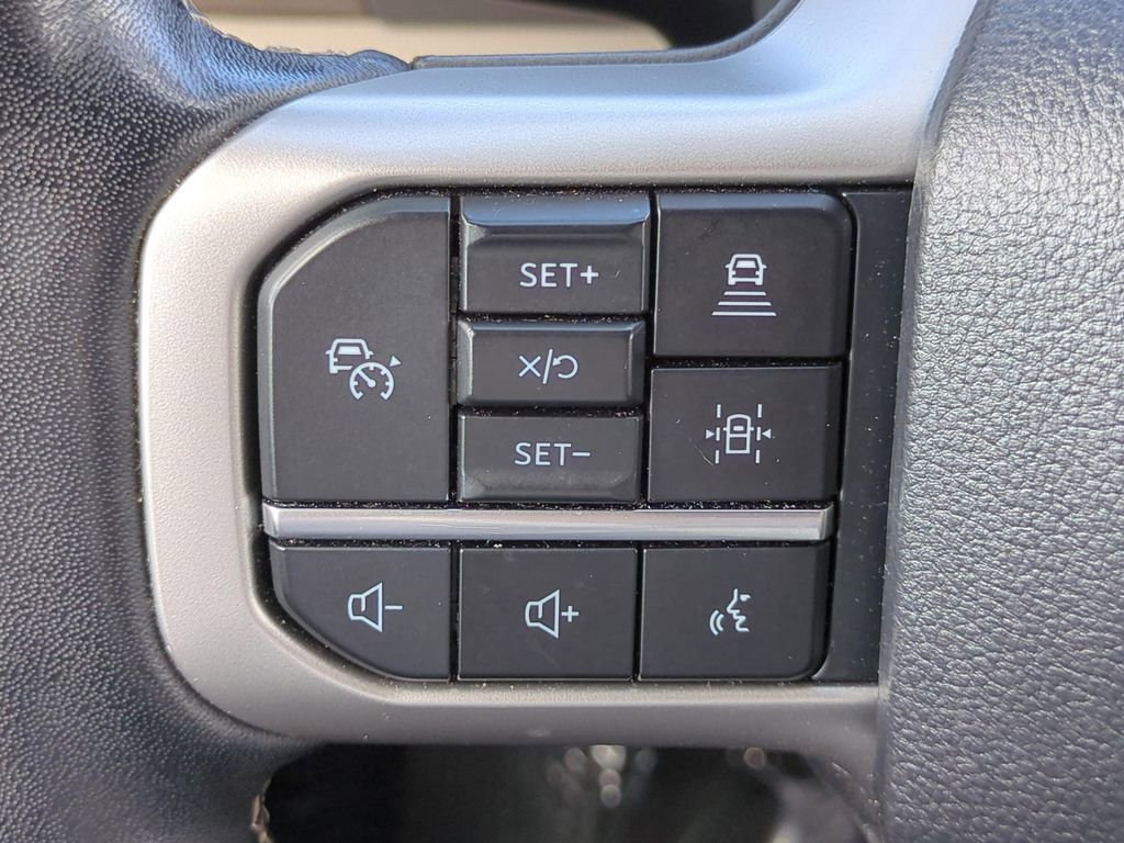 Used 2024 Ford Expedition Max Limited image 23