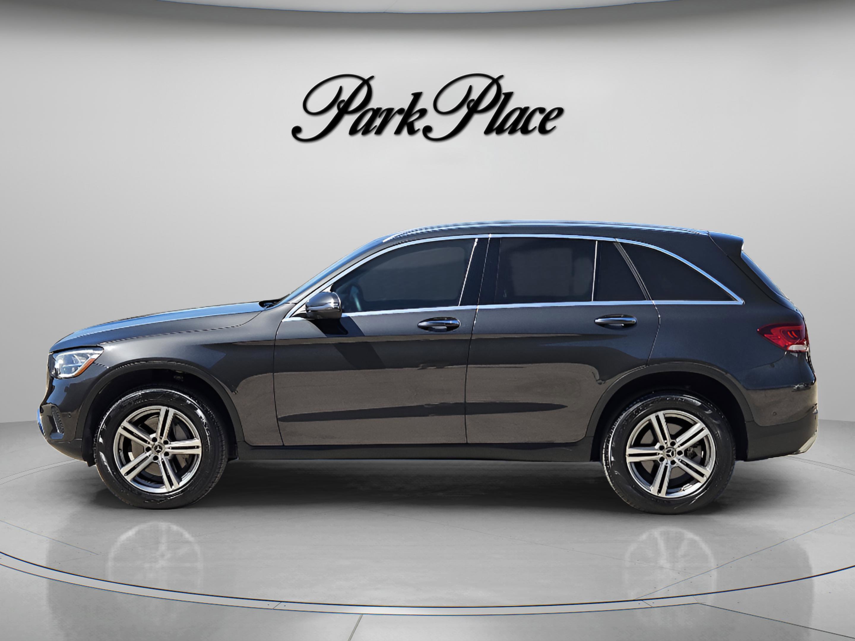 Certified 2021 Mercedes-Benz GLC 300 image 2