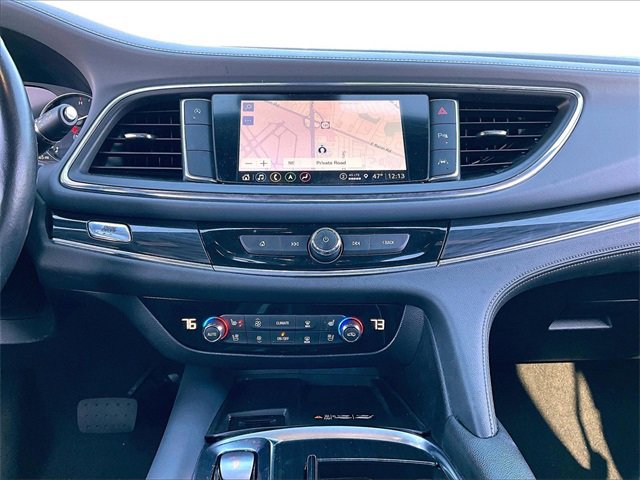 Used 2024 Buick Enclave Premium image 18