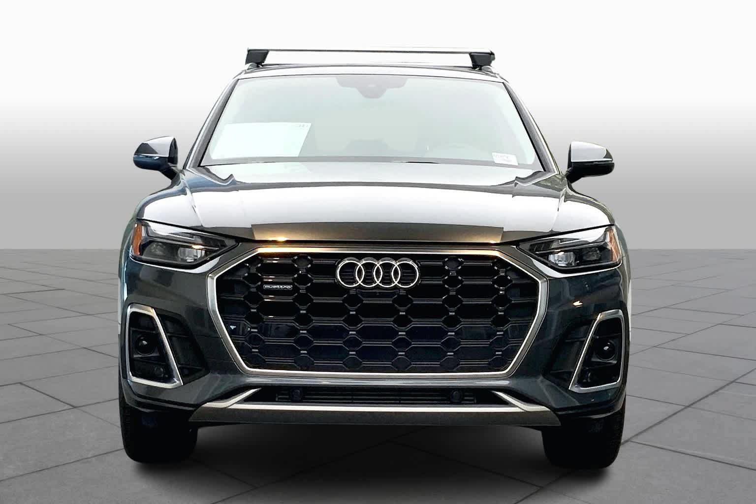 Used 2023 Audi Q5 2.0T Premium Plus w/ Premium Plus Package AWD/4WD image 4
